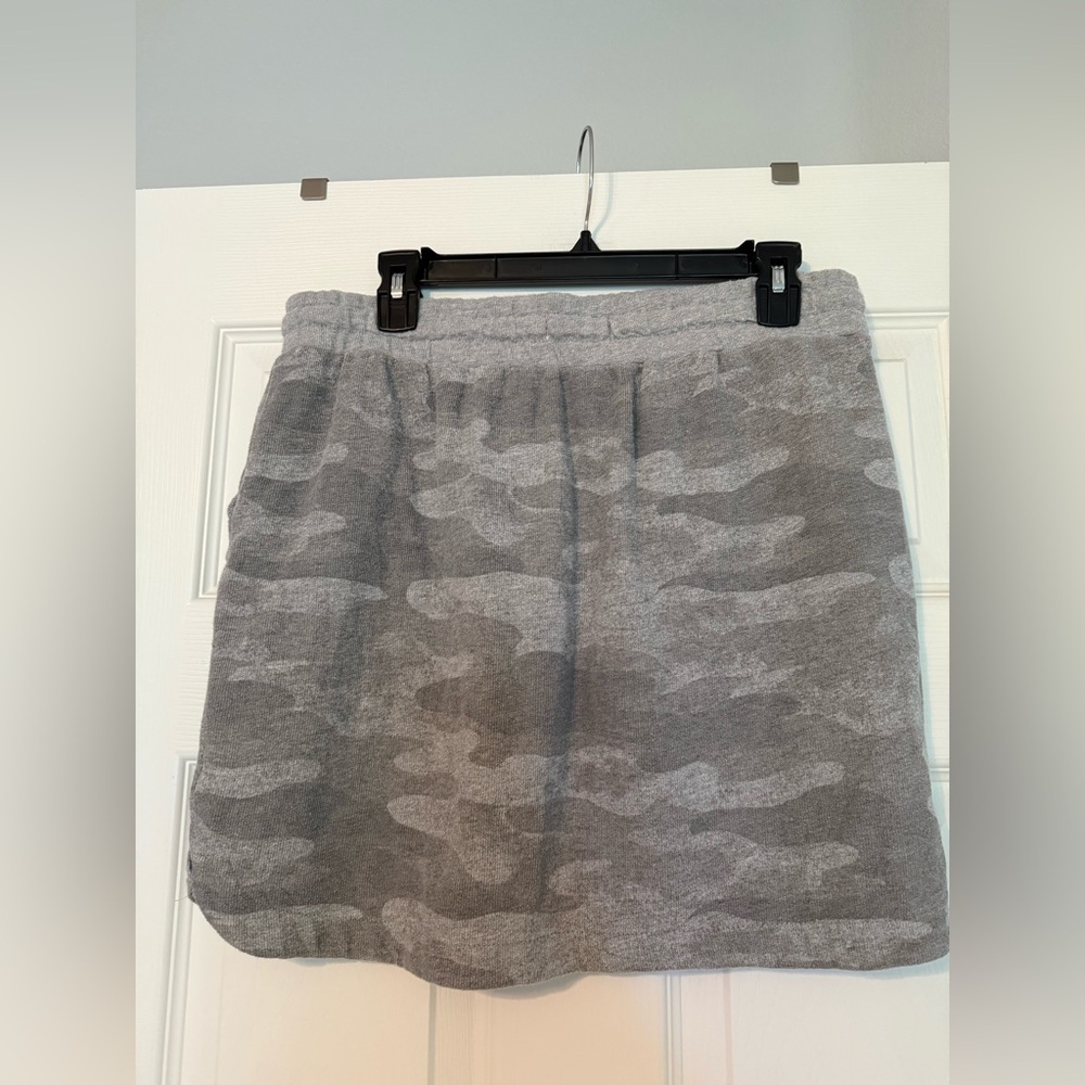 Maurices Gray Mini Skirt Casual Athletic - Picture 2 of 5